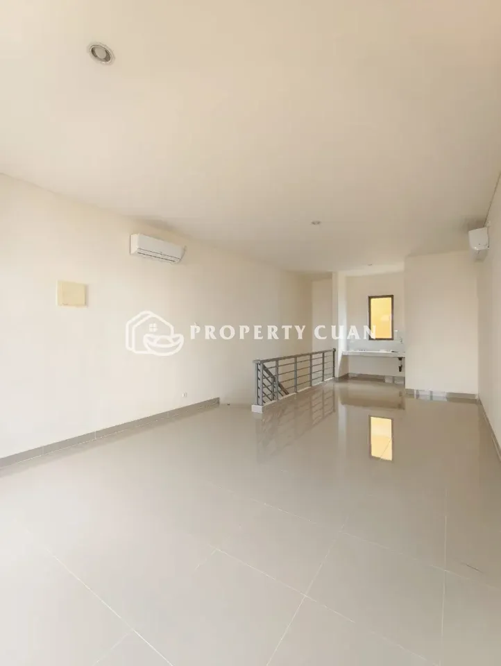 Ruko dijual di Maggiore Grande, Gading Serpong - Ruang Keluarga