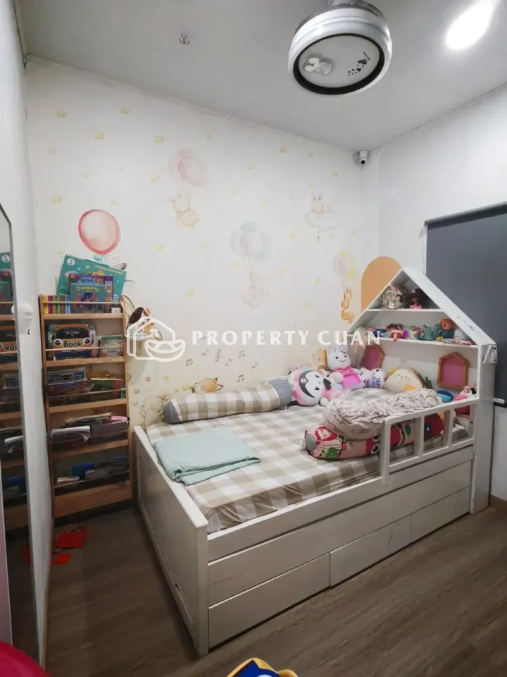 Rumah dijual di Griya Sutera, Alam Sutera - Kamar Tidur 2