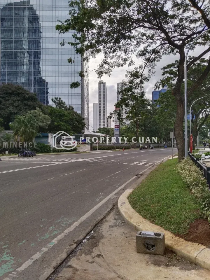 Ruko disewakan di EleVee Promenade, Alam Sutera - Jalan Depan