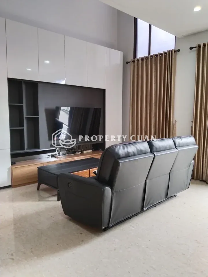 Rumah dijual di Keia, BSD - Ruang Keluarga 2