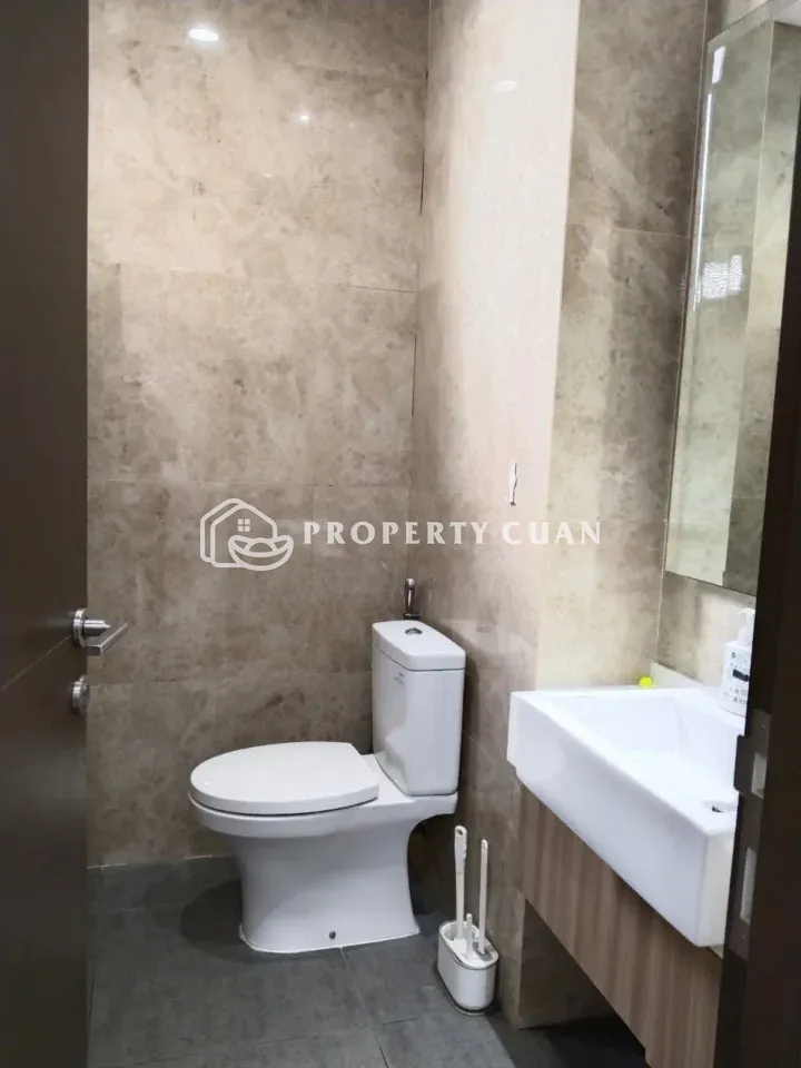 Rumah dijual di Keia, BSD - Kamar Mandi 3