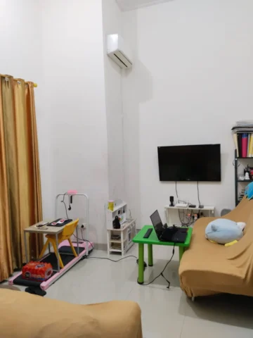 Rumah dijual di Green Hill, Citra Garden Serpong - Ruang Keluarga