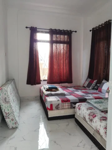 Rumah dijual di Tretes, CARINGIN - Kamar Tidur