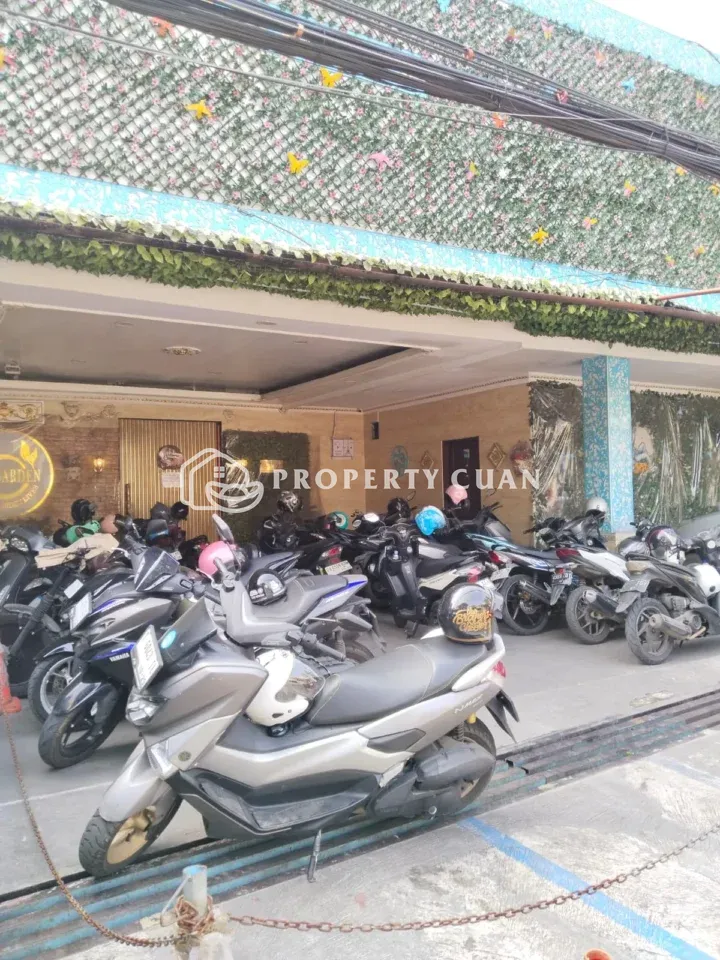 Kost dijual di Hotel Sky Garden, KUJANGSARI - Carport