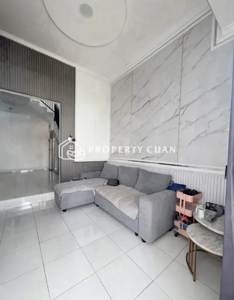 Rumah dijual di Catalina, Gading Serpong - Ruang Tamu