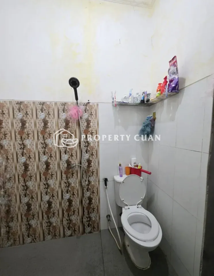 Rumah dijual di Catalina, Gading Serpong - Kamar Mandi
