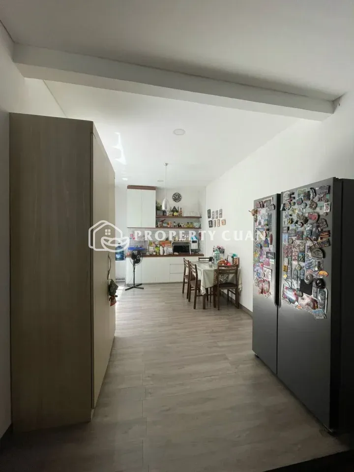 Rumah dijual di Sektor 1E, Gading Serpong - Dapur