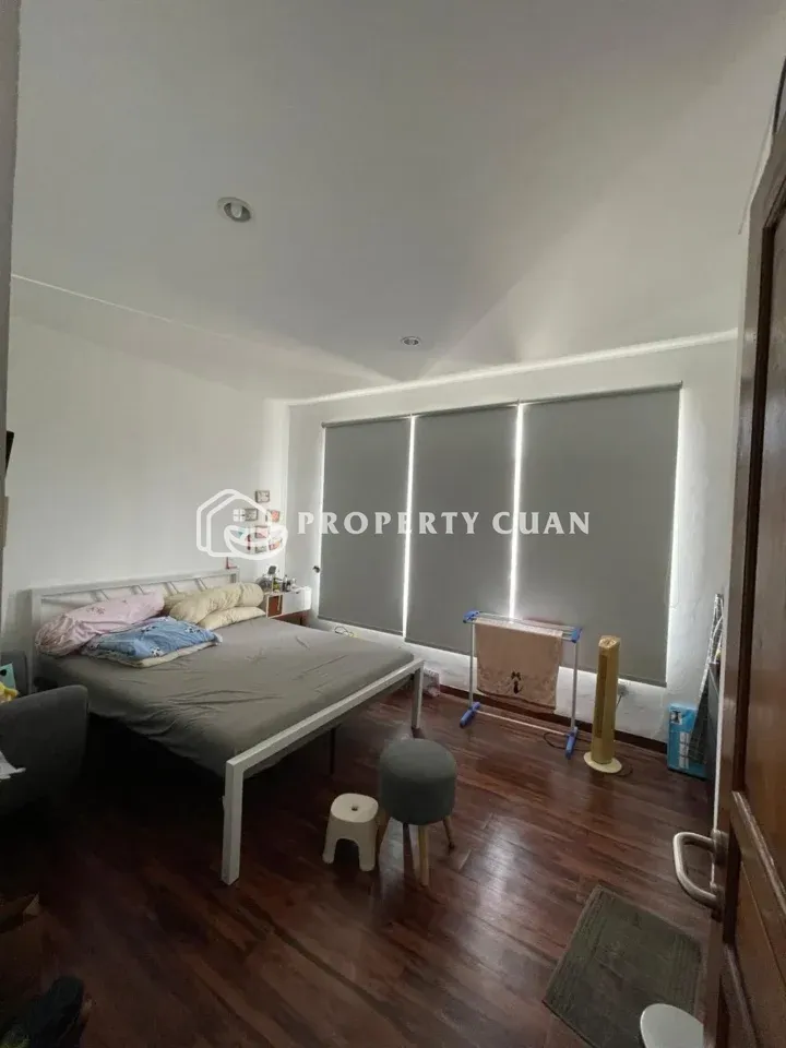 Rumah dijual di Sektor 1E, Gading Serpong - Kamar Tidur