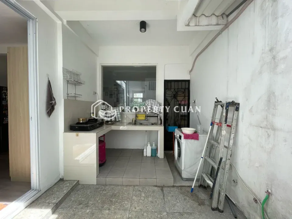 Rumah dijual di Sektor 1E, Gading Serpong - Area Laundry