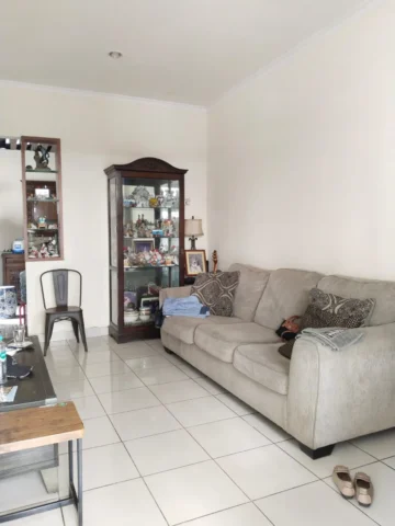Rumah dijual di Carillo, Gading Serpong - Ruang Tamu