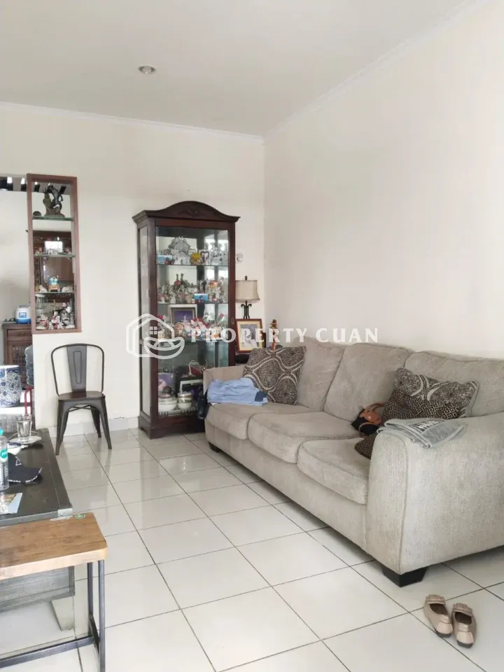 Rumah dijual di Carillo, Gading Serpong - Ruang Tamu