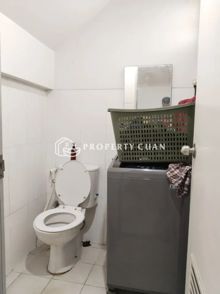 Rumah dijual di Carillo, Gading Serpong - Kamar Mandi