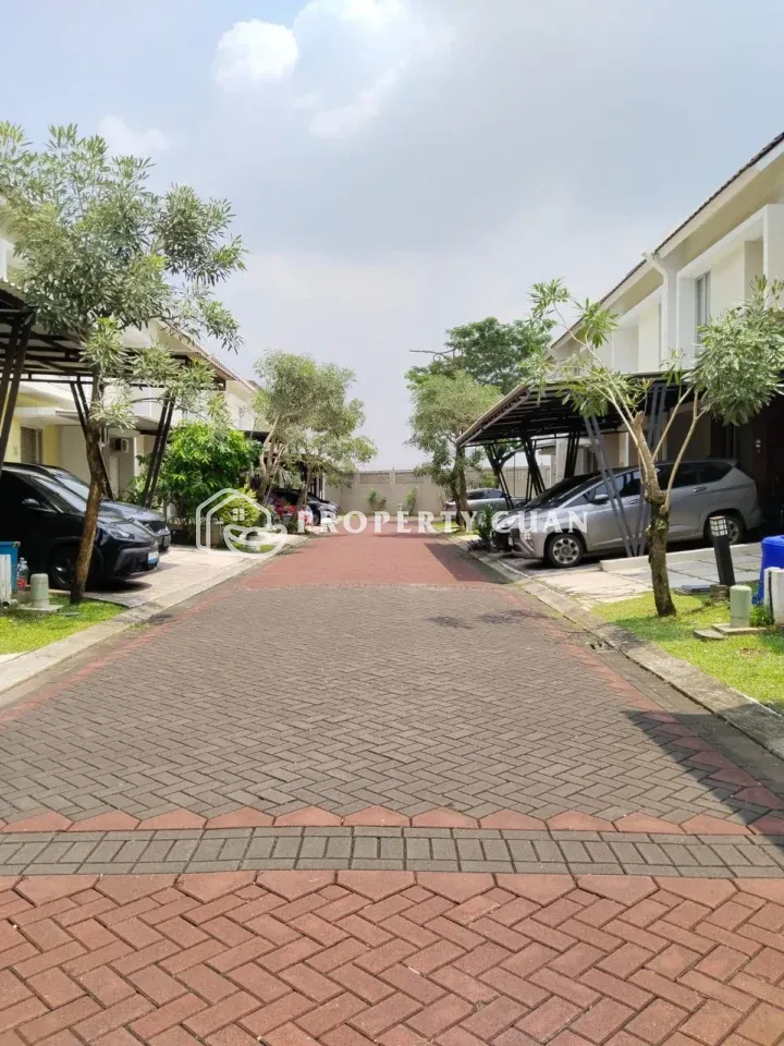Rumah dijual di Carillo, Gading Serpong - Lingkungan
