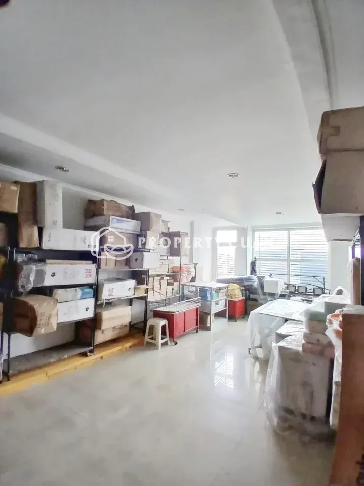 Ruko dijual di Boulevard Businness Park, Gading Serpong - Interior 3