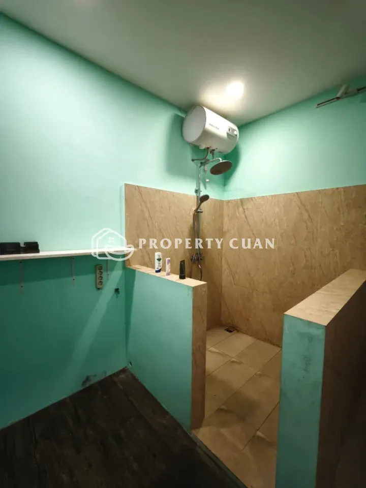Ruko dijual di Ruko 1 B, Gading Serpong - Kamar Mandi 4