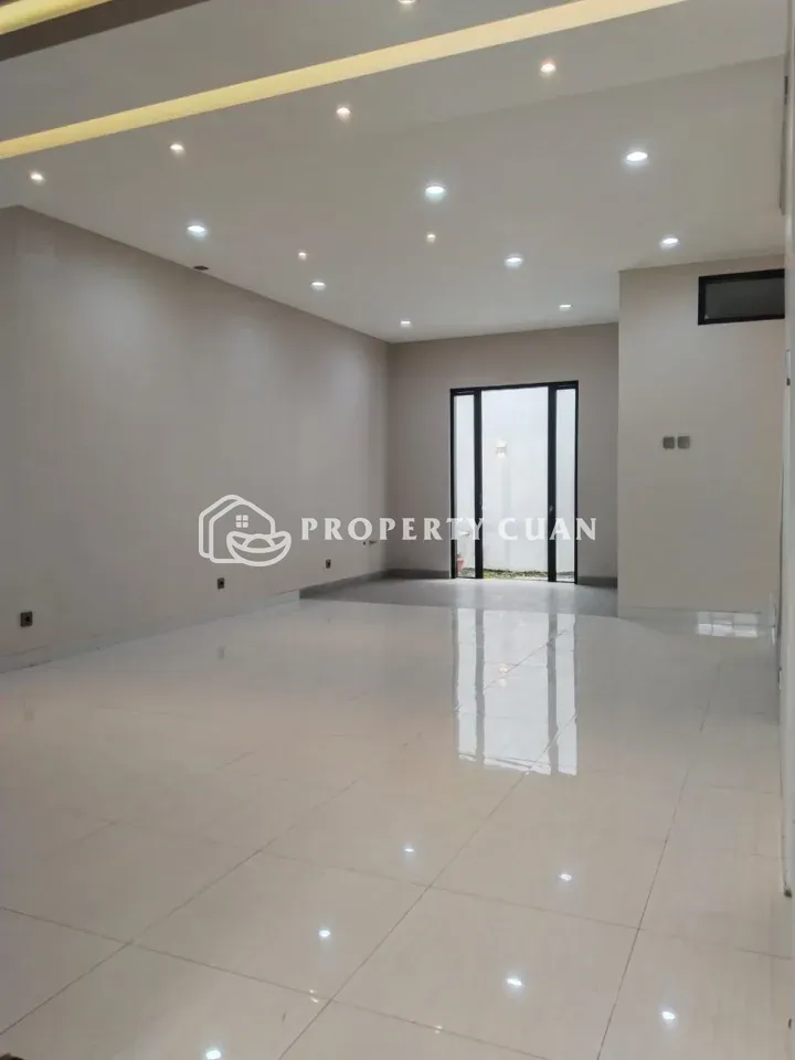 Rumah dijual di Bougenville Graha Raya, Alam Sutera - Ruang Tamu