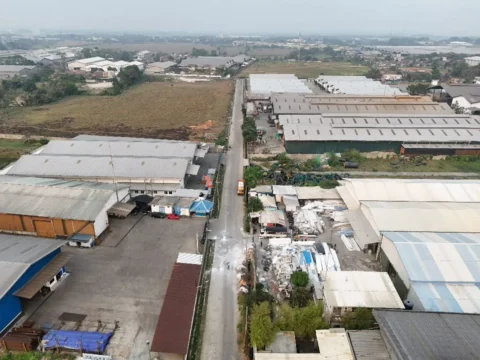 Kavling Komersial dijual di Komplek Pergudangan Taxindo, Serang - Lingkungan