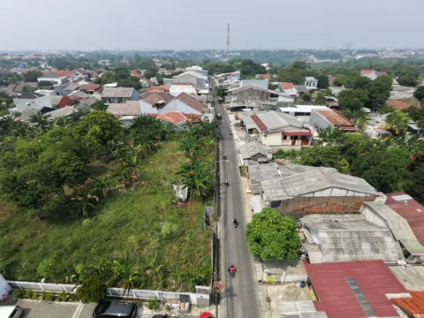 Kavling Komersial dijual di Cibubur - Jalan Depan