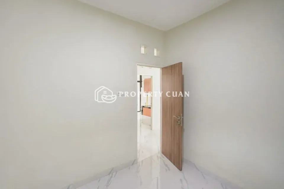 Rumah dijual di Karawaci Residence, Gading Serpong - Kamar Tidur