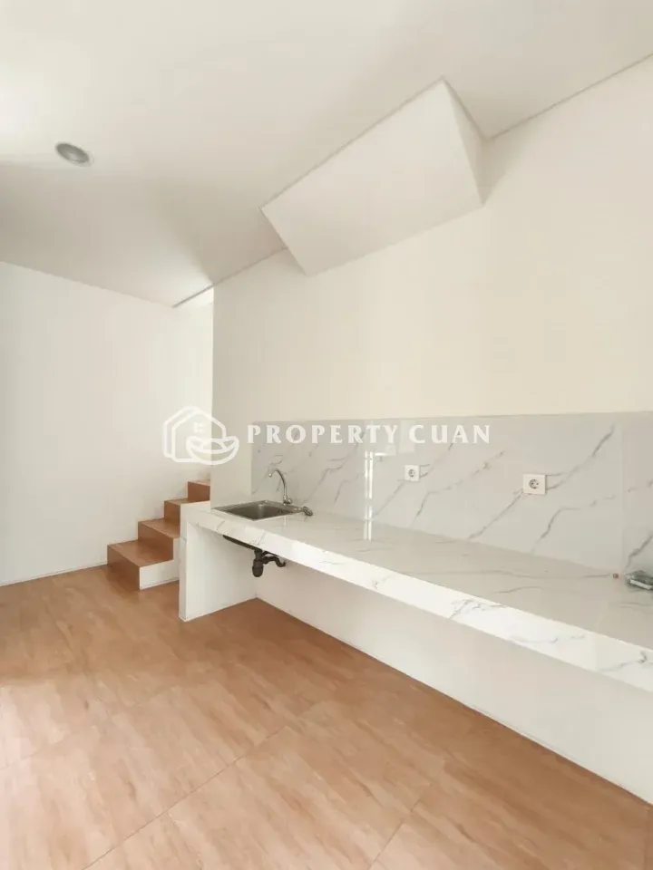 Rumah dijual di Cityzen Hills, Gading Serpong - Dapur