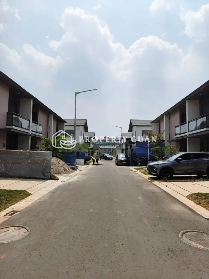 Rumah dijual di Cityzen Hills, Gading Serpong - Lingkungan 2