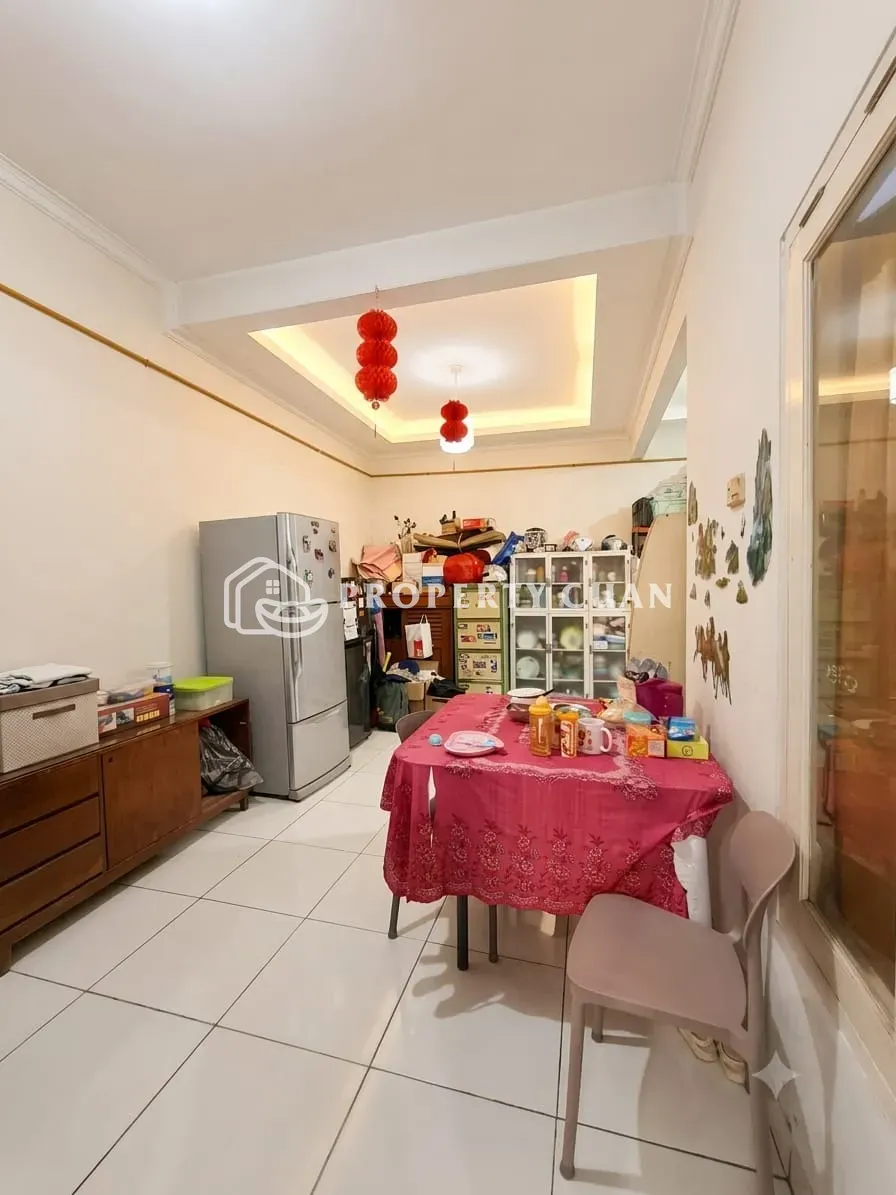 Rumah dijual di Bugel Indah, Cimone - Ruang Makan