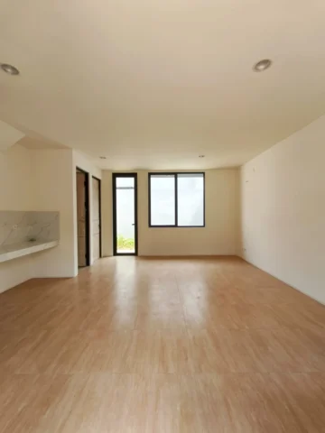 Rumah dijual di CityzenHill, Gading Serpong - Ruang Keluarga