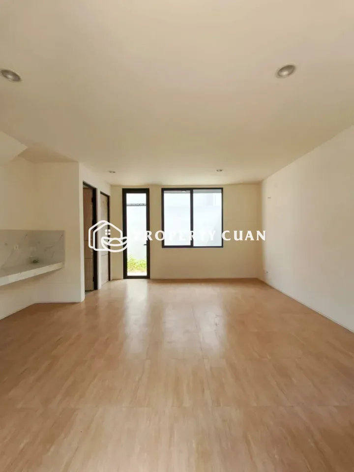 Rumah dijual di CityzenHill, Gading Serpong - Ruang Keluarga