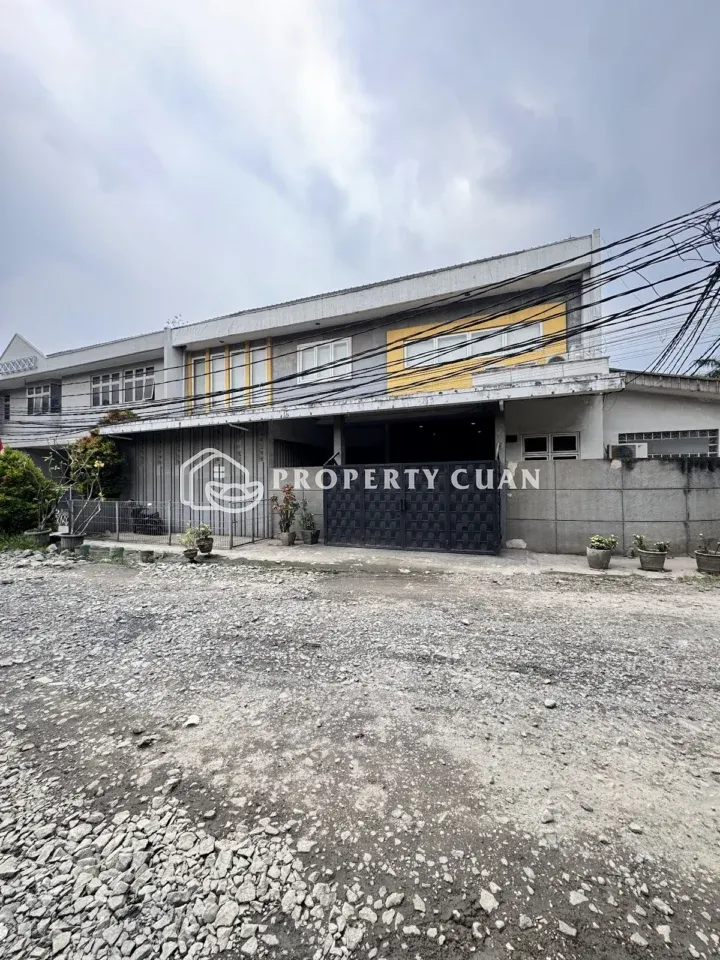 Gudang dijual di Multiguna, Alam Sutera - Tampak Depan