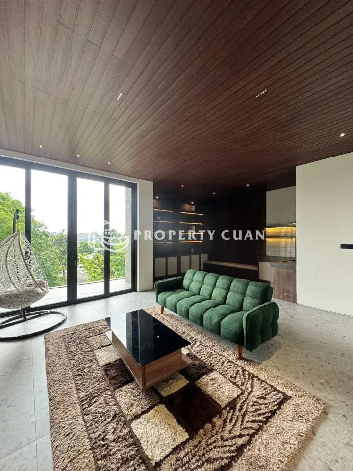 Rumah dijual di Sutera Feronia, Alam Sutera - Balkon