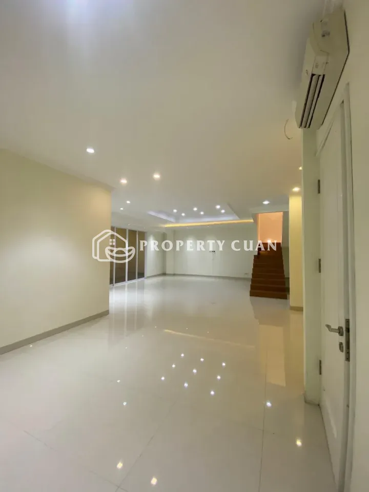 Rumah dijual di Sutera Mentari, Alam Sutera - Ruang Keluarga