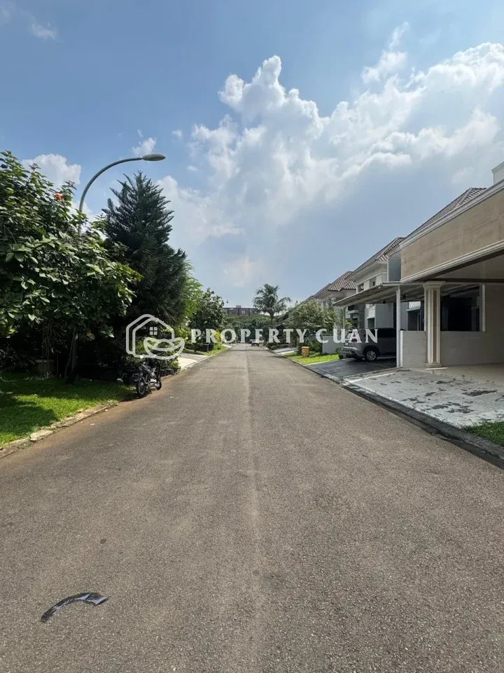 Rumah dijual di Sutera Mentari, Alam Sutera - Jalan Depan