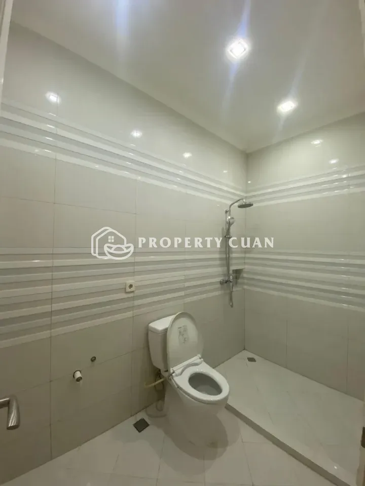 Rumah dijual di Sutera Mentari, Alam Sutera - Kamar Mandi