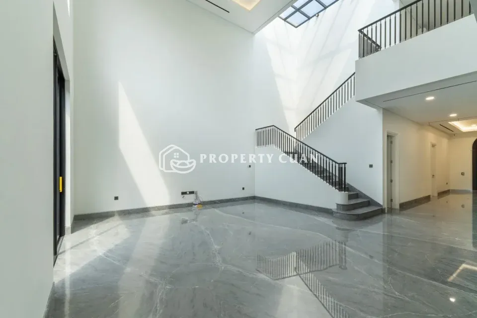 Rumah dijual di The Gramercy, Alam Sutera - Tangga