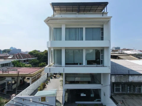 Ruko Dijual di Muara Karang — LT 350 m², LB 800 m²