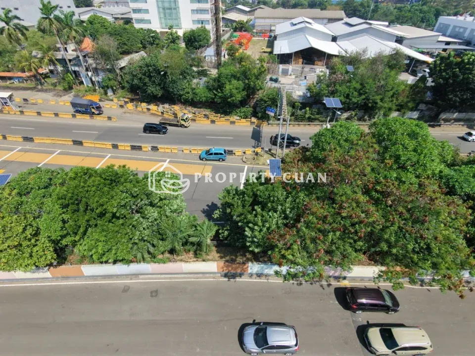 Ruko dijual di Jl. Pluit Karang Selatan, Muara Karang - Jalan Depan