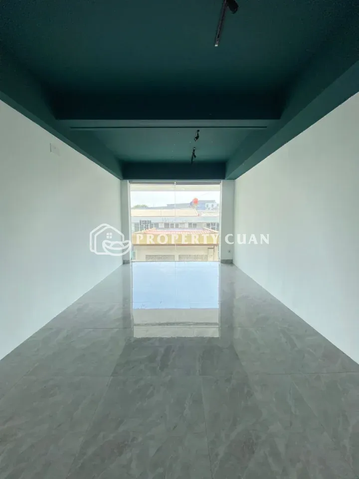 Ruko dijual di Jl. Pluit Karang Selatan, Muara Karang - Interior 4