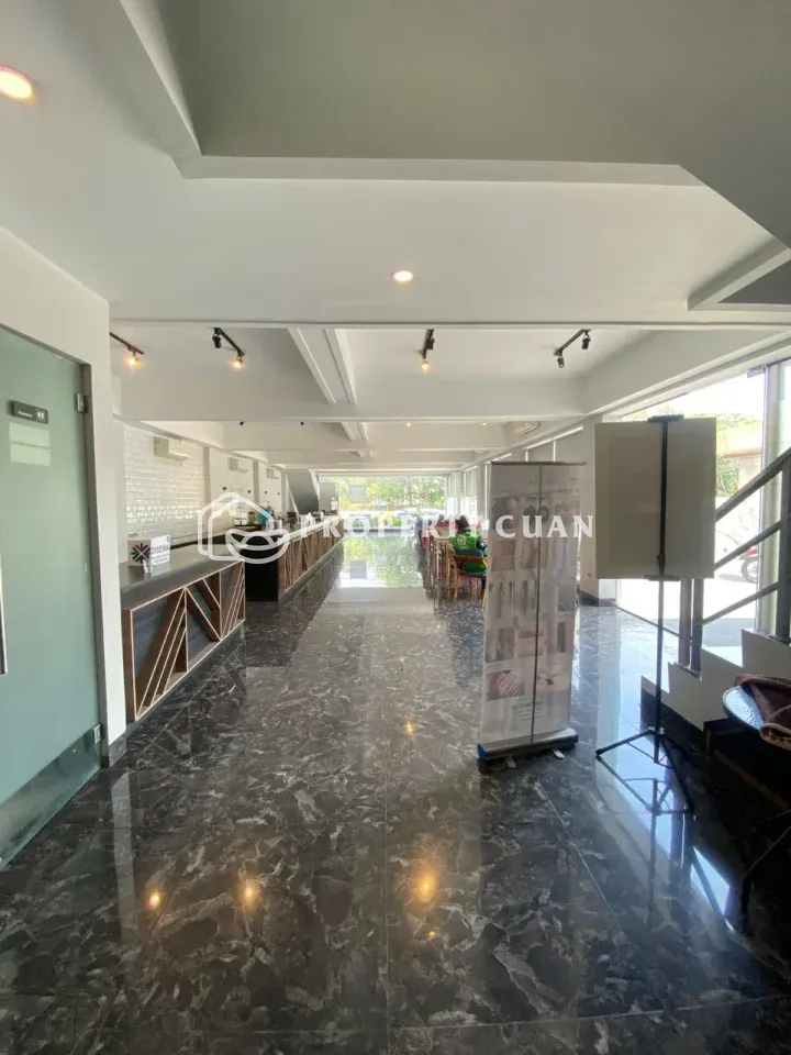 Ruko dijual di Jl. Pluit Karang Selatan, Muara Karang - Lobby 2