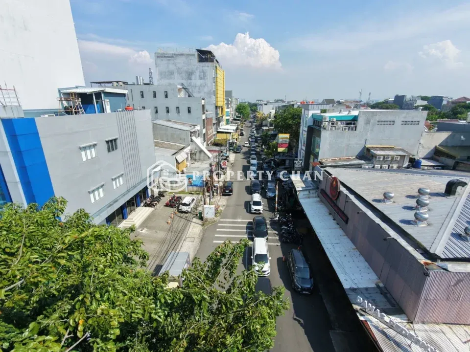 Ruko dijual di Jl. Muara Karang Raya, Muara Karang - Lingkungan 3