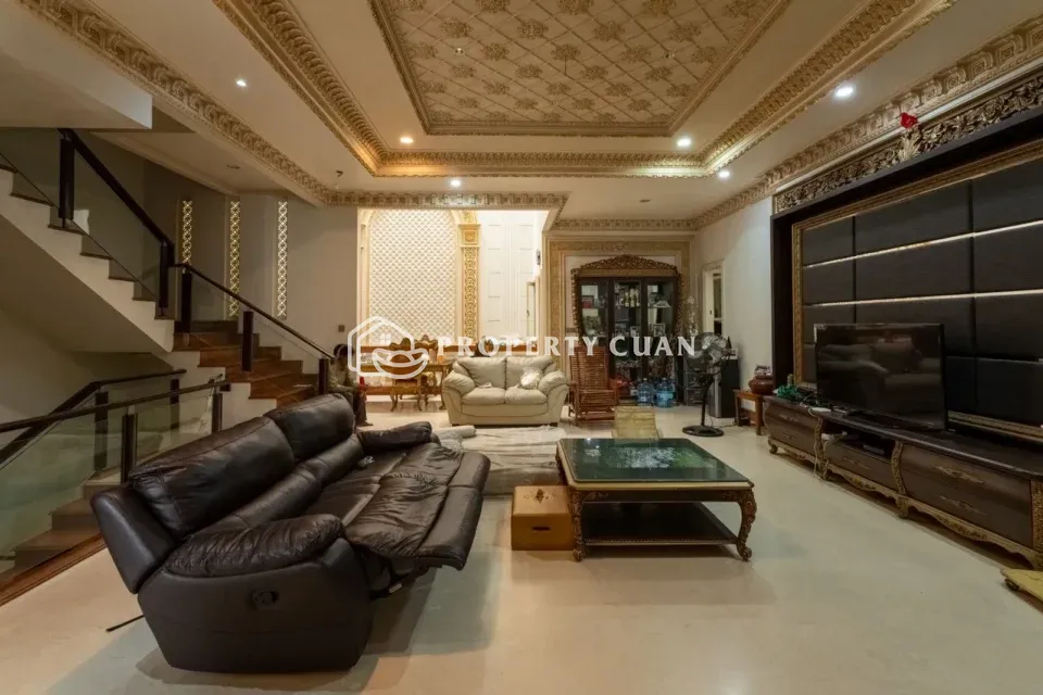 Rumah dijual di Taman Palem Lestari, Cengkareng - Ruang Keluarga