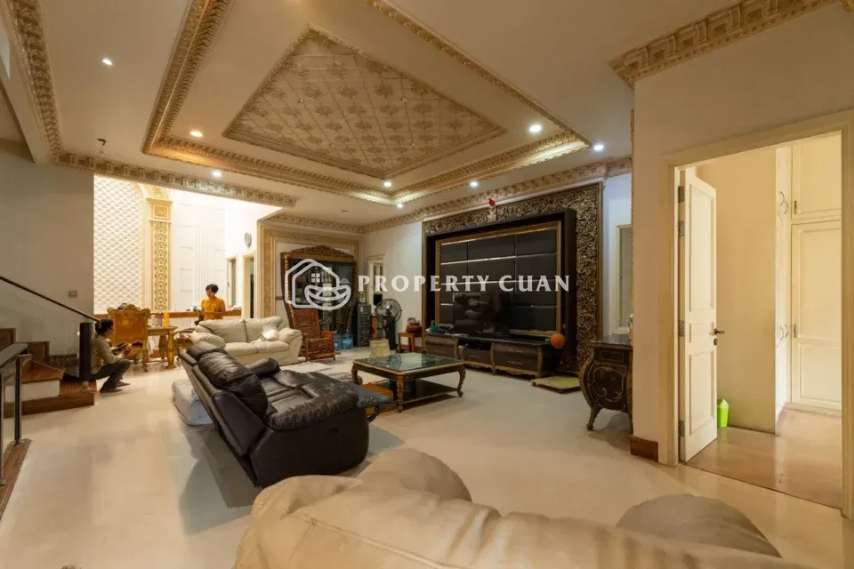 Rumah dijual di Taman Palem Lestari, Cengkareng - Ruang Keluarga 2