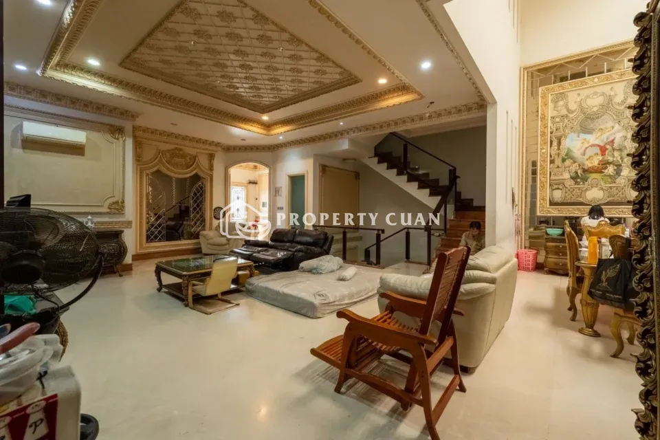 Rumah dijual di Taman Palem Lestari, Cengkareng - Ruang Keluarga 3