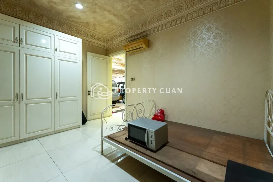 Rumah dijual di Taman Palem Lestari, Cengkareng - Kamar ART