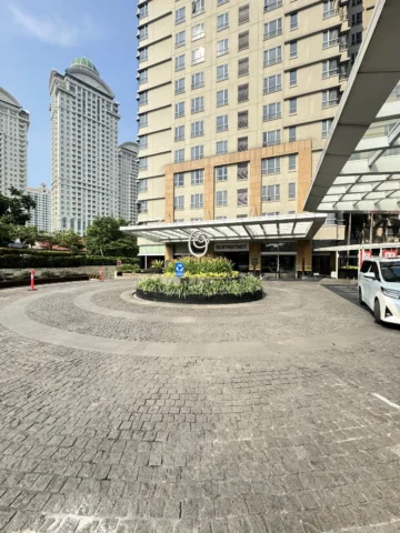 Apartemen dijual di Somerset Berlian, Permata Hijau - Tampak Depan