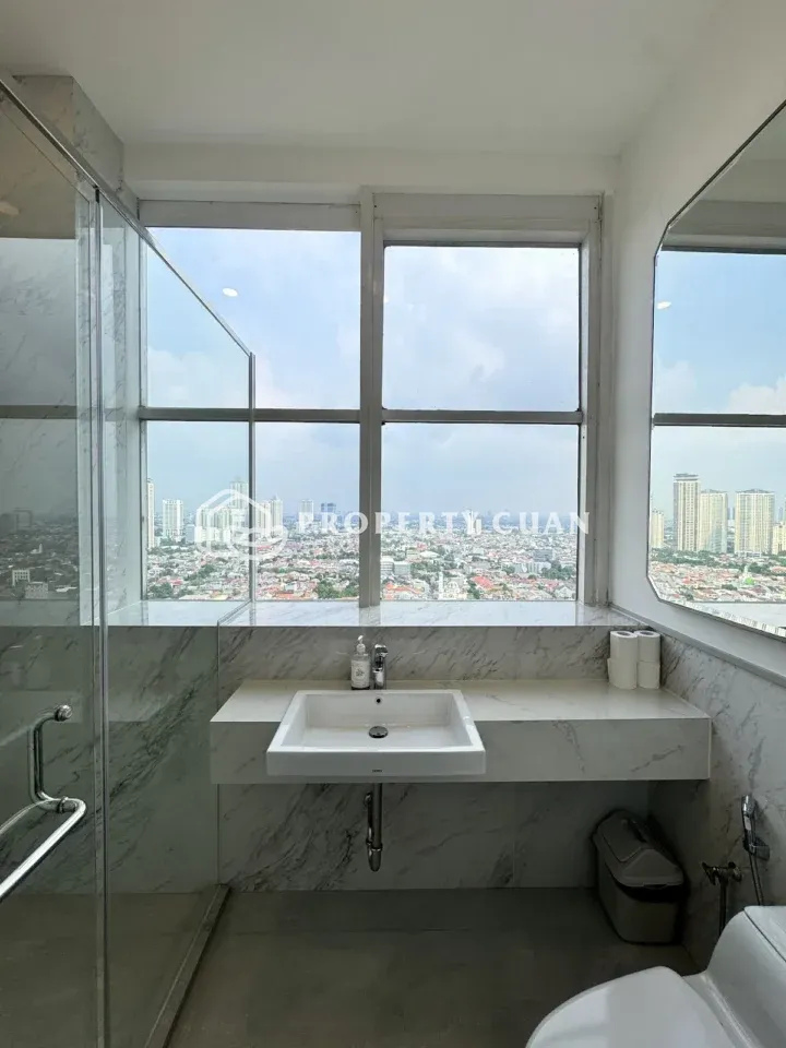 Apartemen dijual di Somerset Berlian, Permata Hijau - Kamar Mandi