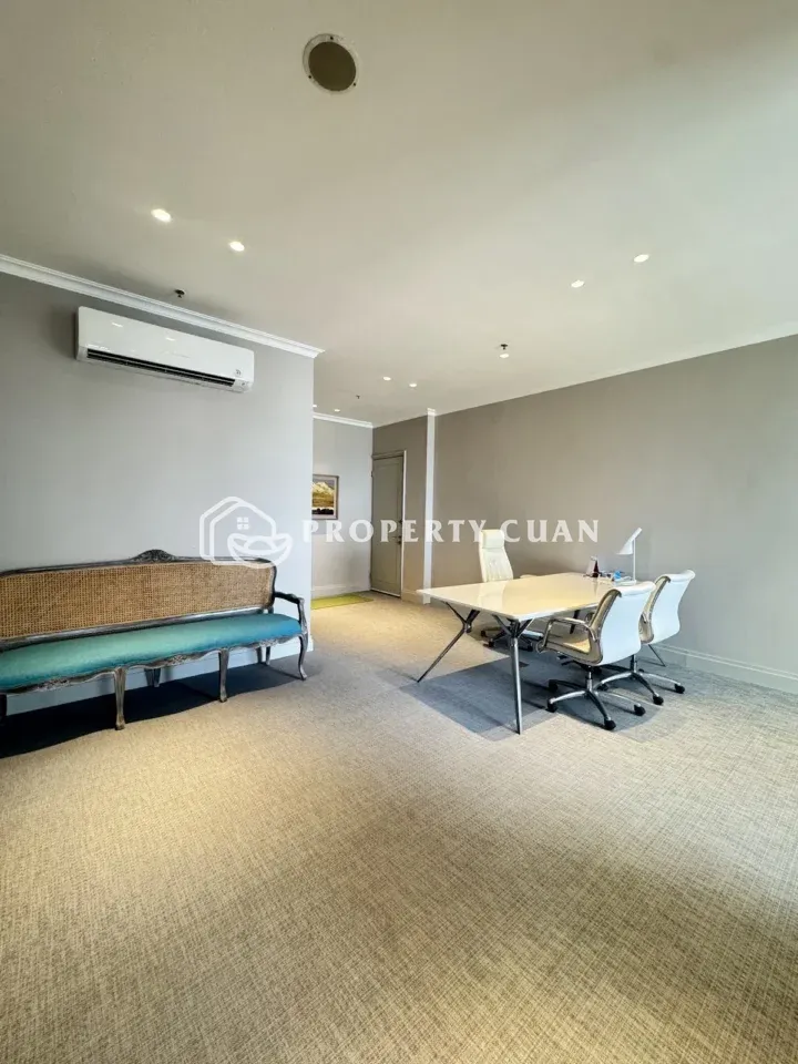 Apartemen dijual di Somerset Berlian, Permata Hijau - Ruang Kerja