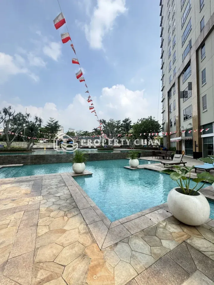 Apartemen dijual di Somerset Berlian, Permata Hijau - Kolam Renang