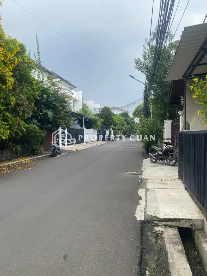 Kavling Komersial dijual di Jl. Tebet Barat, Tebet - Jalan Depan