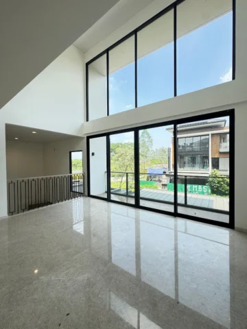 Rumah dijual di Laurel Navapark, BSD - Ruang Keluarga 3