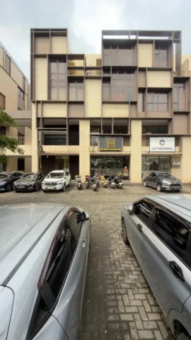 Ruko Dijual di Icon 5 Business Park, BSD — LT 107 m², LB 356 m²